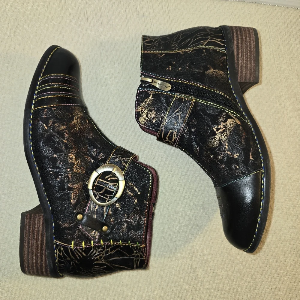 L'Artiste Georgianna Ankle Boots size 37/6.5-7 us